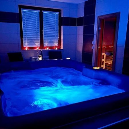 Relaxklub Villa S Wellness Tremosna Luaran gambar