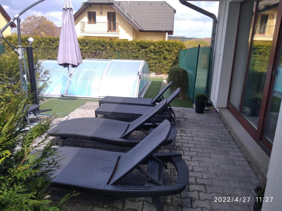 Relaxklub Villa S Wellness Tremosna Luaran gambar